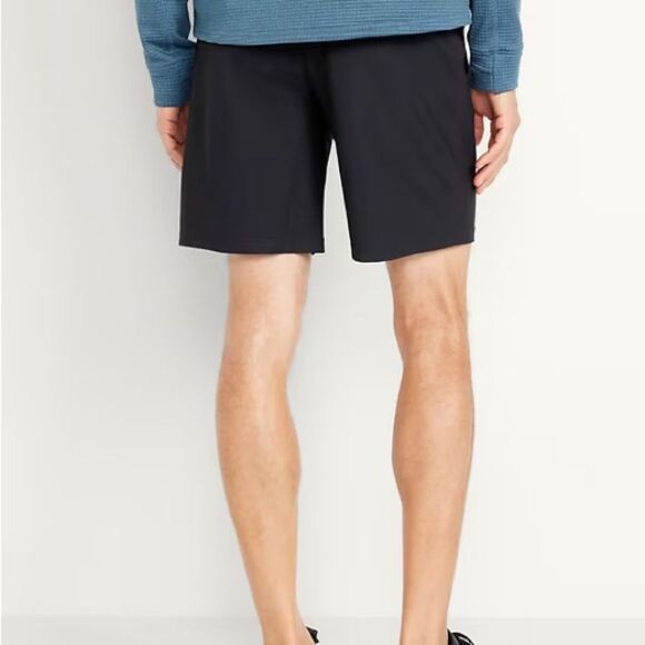 NWT Old Navy Active Tech Hybrid Chino Golf Shorts 36 Black 4-Way Stretch - Picture 2 of 5